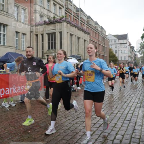 13.09.2026 - Kiel Lauf Yannick Fuchs http://msf.ph/oto/10418414 13.09.2026 10:50:32 Ziel 213, 274, 395, 576, 807, 835, 952, 1124, 1737, 1779, 1904, 1921, 1980, 2530, 3032, 3737, 3769, 3929, 4875, 4922, 5100, 5549, 5800, 6127, 6666, 6864, 7266, 7520, 8086, 8131, 8365, 8768, 9013, 9148, 9433, 9434, 10486, 11080, 12117, 12288, 12429, 12602, 124, 136, 177, 706, 707, 723, 835, 1008, 1057, 1154, 1401, 1779, 2709, 2901, 3214, 3216, 3436, 3889, 4270, 4317, 4714, 4743, 5115, 5394, 5438, 5456, 5685, 5804, 6248, 6250, 6445 meine-sportfotos.de