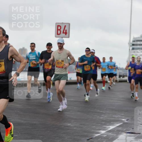 13.09.2026 - Kiel Lauf Andreas Tolksdorf http://msf.ph/oto/10418489 13.09.2026 10:57:09 Kiellinie 38, 1970, 4, 9575 meine-sportfotos.de