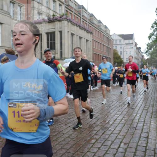 13.09.2026 - Kiel Lauf Yannick Fuchs http://msf.ph/oto/10418491 13.09.2026 10:50:37 Ziel 395, 576, 807, 952, 1124, 1737, 1904, 1921, 2521, 2530, 3032, 3929, 4875, 4922, 5100, 5426, 5430, 5549, 5800, 6666, 6864, 7229, 7266, 7520, 8105, 8131, 8768, 9013, 9148, 9433, 9434, 9599, 10192, 10198, 10391, 10486, 10968, 11080, 11684, 12092, 12262, 12429, 12602, 124, 177, 213, 274, 576, 706, 707, 723, 835, 1008, 1057, 1154, 1779, 1980, 2709, 2901, 3032, 3214, 3216, 3436, 3737, 3769, 3889, 4270, 4714, 4743, 5100, 5394, 5438, 5456, 5804, 6127, 6248, 6250, 6445 meine-sportfotos.de