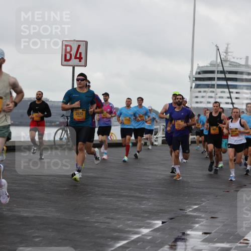 13.09.2026 - Kiel Lauf Andreas Tolksdorf http://msf.ph/oto/10418501 13.09.2026 10:57:09 Kiellinie 3643, 9575, 4, 2572, 127723, 902, 4954, 83 meine-sportfotos.de