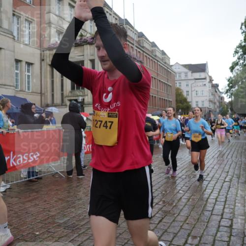 13.09.2026 - Kiel Lauf Yannick Fuchs http://msf.ph/oto/10418531 13.09.2026 10:50:39 Ziel 395, 952, 1124, 1737, 1904, 1921, 2521, 2530, 3295, 4279, 4875, 4922, 5426, 5430, 5549, 5800, 6666, 6864, 7224, 7229, 7266, 7520, 8105, 8131, 8768, 9013, 9148, 9433, 9434, 9599, 10192, 10198, 10391, 10486, 10968, 11080, 11684, 11960, 12092, 12262, 12429, 12602, 124, 177, 213, 274, 576, 706, 707, 723, 807, 835, 1008, 1057, 1124, 1154, 1779, 1980, 2709, 3032, 3214, 3216, 3436, 3737, 3769, 3889, 3929, 4270, 4714, 4743, 4922, 5100, 5394, 5456, 5804, 6127, 6248, 6250, 6445, 7520 meine-sportfotos.de