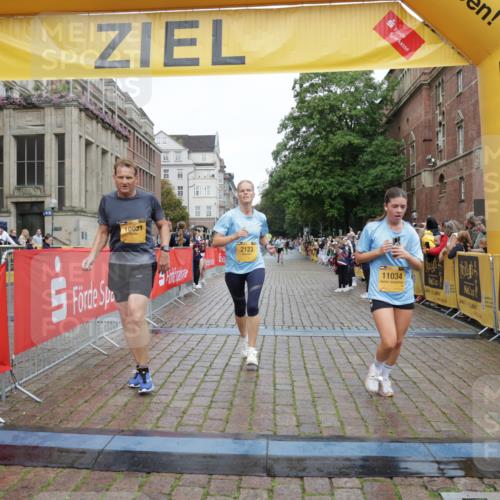 13.09.2026 - Kiel Lauf Yannick Fuchs http://msf.ph/oto/10418533 13.09.2026 09:39:56 Ziel 2123, 2510, 4605, 6209, 8620, 9367, 10031, 11034, 3522, 4090, 4104, 4862, 8591, 8807, 9351, 9444, 9782, 10303, 10769, 12172, 1120, 2546, 3416, 5081, 5946, 10413, 10825, 11410, 12715, 5272, 5398, 5869, 7216, 7431, 12833 meine-sportfotos.de