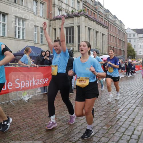13.09.2026 - Kiel Lauf Yannick Fuchs http://msf.ph/oto/10418567 13.09.2026 10:50:40 Ziel 395, 952, 1737, 1904, 1921, 2521, 2530, 3238, 3295, 4279, 4875, 5426, 5430, 5549, 5800, 6666, 6864, 7224, 7229, 7266, 8105, 8131, 8768, 8848, 9013, 9433, 9599, 10028, 10029, 10192, 10198, 10391, 10486, 10968, 11684, 11960, 12092, 12262, 12429, 12602, 124, 177, 213, 274, 576, 706, 707, 723, 807, 835, 952, 1008, 1124, 1154, 1779, 1980, 2709, 3032, 3214, 3216, 3436, 3737, 3769, 3889, 3929, 4270, 4714, 4743, 4922, 5100, 5394, 5456, 5804, 6127, 6248, 6250, 6445, 6864, 7266, 7520 meine-sportfotos.de