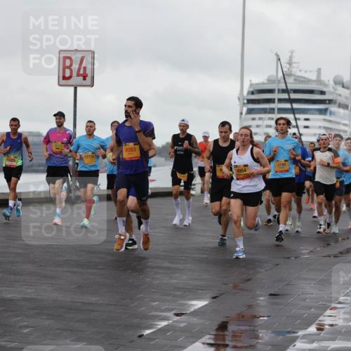 13.09.2026 - Kiel Lauf Andreas Tolksdorf http://msf.ph/oto/10418580 13.09.2026 10:57:11 Kiellinie 2572, 11272, 4, 12772, 8093, 720, 3194, 4954 meine-sportfotos.de