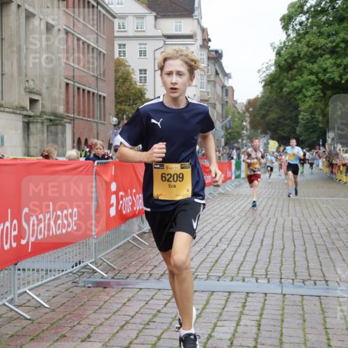 13.09.2026 - Kiel Lauf Yannick Fuchs http://msf.ph/oto/10418585 13.09.2026 09:39:58 Ziel 2123, 3416, 5946, 6209, 8620, 10031, 11034, 2510, 3522, 4090, 4104, 4605, 4862, 8591, 8807, 9351, 9367, 9444, 9782, 10303, 10769, 12172, 1120, 2546, 3724, 5081, 9734, 10413, 10418, 10825, 11410, 12715, 3522, 5272, 5398, 7216, 8591, 12833 meine-sportfotos.de