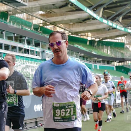 13.09.2026 - 21. swb-Marathon Bremen Michael Burmester http://msf.ph/oto/10418588 13.09.2026 13:20:38 Laufen im Stadion 333, 423, 464, 512, 620, 704, 782, 938, 1066, 1129, 1156, 1158, 1177, 1316, 1409, 1439, 1446, 1676, 1697, 1756, 1808, 1815, 1846, 1916, 2010, 2028, 2064, 2139, 2201, 2240, 2258, 2278, 2315, 2349, 2394, 2395, 2414, 2417, 2437, 2501, 2519, 2533, 2551, 2588, 2626, 2689, 2694, 2695, 2702, 2703, 2722, 2736, 2756, 2793, 2843, 2886, 2954, 3004, 3010, 3017, 3018, 3031, 3035, 3036, 3037, 3059, 3070, 3074, 3102, 3116, 3139, 3144, 3243, 3263, 3264, 3310, 3315 meine-sportfotos.de