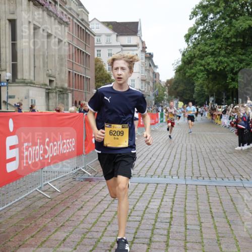 13.09.2026 - Kiel Lauf Yannick Fuchs http://msf.ph/oto/10418590 13.09.2026 09:39:58 Ziel 2123, 3416, 5946, 6209, 8620, 10031, 11034, 2510, 3522, 4090, 4104, 4605, 4862, 8591, 8807, 9351, 9367, 9444, 9782, 10303, 10769, 12172, 1120, 2546, 3724, 5081, 9734, 10413, 10418, 10825, 11410, 12715, 3522, 5272, 5398, 7216, 8591, 12833 meine-sportfotos.de
