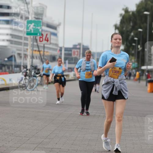 13.09.2026 - Kiel Lauf Andreas Tolksdorf http://msf.ph/oto/10418596 13.09.2026 10:08:32 Kiellinie 4, 83, 4, 38, 1305, 3935 meine-sportfotos.de