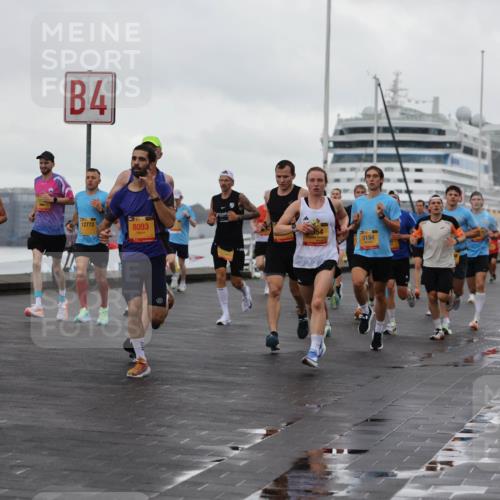 13.09.2026 - Kiel Lauf Andreas Tolksdorf http://msf.ph/oto/10418602 13.09.2026 10:57:11 Kiellinie 11272, 4, 12772, 8093, 3194 meine-sportfotos.de