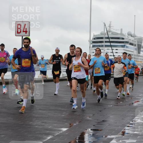 13.09.2026 - Kiel Lauf Andreas Tolksdorf http://msf.ph/oto/10418644 13.09.2026 10:57:11 Kiellinie 11272, 4, 39, 8093, 4954, 3194 meine-sportfotos.de
