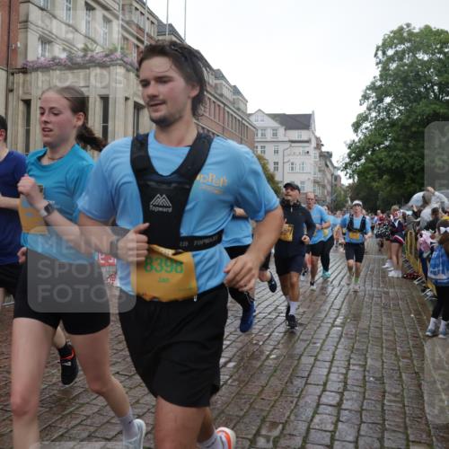 13.09.2026 - Kiel Lauf Yannick Fuchs http://msf.ph/oto/10418650 13.09.2026 10:50:47 Ziel 715, 2029, 2521, 2578, 3238, 3295, 4279, 5426, 5430, 5992, 7224, 7229, 7314, 8105, 8215, 8848, 9508, 9599, 9798, 10028, 10029, 10192, 10198, 10391, 10968, 11684, 11960, 12092, 12262, 12608, 177, 213, 274, 395, 576, 706, 707, 807, 835, 952, 1008, 1124, 1154, 1737, 1779, 1904, 1921, 1980, 2530, 3032, 3214, 3216, 3436, 3737, 3769, 3889, 3929, 4270, 4743, 4875, 4922, 5100, 5456, 5549, 5800, 6127, 6248, 6250, 6666, 6864, 7266, 7520, 8131, 8768 meine-sportfotos.de