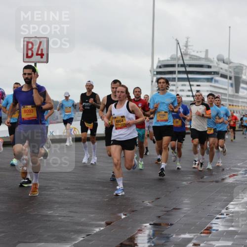 13.09.2026 - Kiel Lauf Andreas Tolksdorf http://msf.ph/oto/10418659 13.09.2026 10:57:11 Kiellinie 4, 11272, 8093, 4954, 3194 meine-sportfotos.de