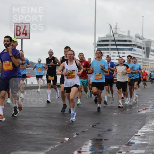 13.09.2026 - Kiel Lauf Andreas Tolksdorf http://msf.ph/oto/10418679 13.09.2026 10:57:11 Kiellinie 11272, 8093, 4, 3309, 954, 3194 meine-sportfotos.de