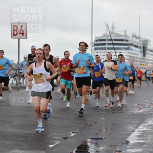13.09.2026 - Kiel Lauf Andreas Tolksdorf http://msf.ph/oto/10418710 13.09.2026 10:57:12 Kiellinie 38, 8093, 4, 38, 4954, 3147, 3194, 12448, 3 meine-sportfotos.de