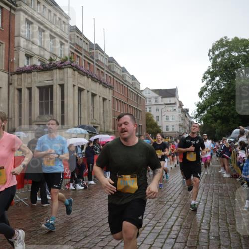 13.09.2026 - Kiel Lauf Yannick Fuchs http://msf.ph/oto/10418716 13.09.2026 10:50:56 Ziel 715, 1442, 2029, 2578, 2772, 4354, 5992, 6557, 7013, 7314, 8215, 9092, 9508, 9689, 9798, 11454, 12608, 213, 274, 395, 576, 715, 807, 835, 952, 1124, 1737, 1779, 1904, 1921, 1980, 2521, 2530, 3032, 3238, 3295, 3737, 3769, 3929, 4279, 4875, 4922, 5100, 5426, 5430, 5549, 5800, 6127, 6666, 6864, 7224, 7229, 7266, 7520, 8105, 8131, 8768, 8848, 9599, 10028, 10029, 10192, 10198, 10391, 10968, 11684, 11960, 12092, 12262, 251, 3214, 3216, 3436 meine-sportfotos.de