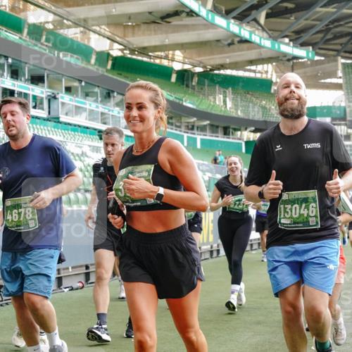 13.09.2026 - 21. swb-Marathon Bremen Michael Burmester http://msf.ph/oto/10418763 13.09.2026 13:20:44 Laufen im Stadion 333, 423, 464, 512, 601, 620, 704, 782, 938, 1066, 1094, 1129, 1156, 1158, 1177, 1316, 1409, 1439, 1446, 1676, 1697, 1756, 1808, 1815, 1846, 1916, 2010, 2028, 2064, 2139, 2201, 2240, 2258, 2278, 2315, 2349, 2394, 2395, 2414, 2417, 2437, 2501, 2519, 2533, 2551, 2588, 2626, 2689, 2694, 2695, 2702, 2703, 2722, 2736, 2756, 2793, 2828, 2886, 2954, 3004, 3010, 3017, 3018, 3035, 3036, 3037, 3059, 3070, 3074, 3102, 3116, 3139, 3144, 3243, 3263, 3264, 3310, 3315 meine-sportfotos.de