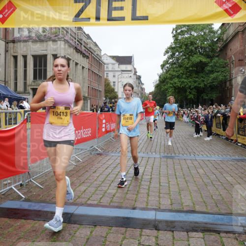 13.09.2026 - Kiel Lauf Yannick Fuchs http://msf.ph/oto/10418766 13.09.2026 09:40:16 Ziel 2284, 2546, 3724, 4987, 5081, 9734, 10413, 10418, 10825, 10971, 11410, 12715, 1120, 2123, 2510, 3416, 4090, 4605, 4862, 5946, 6209, 8620, 9367, 10031, 11034, 1081, 2695, 2847, 3694, 7239, 11750, 4862, 9351, 9444, 9782, 10303, 10769, 12172 meine-sportfotos.de