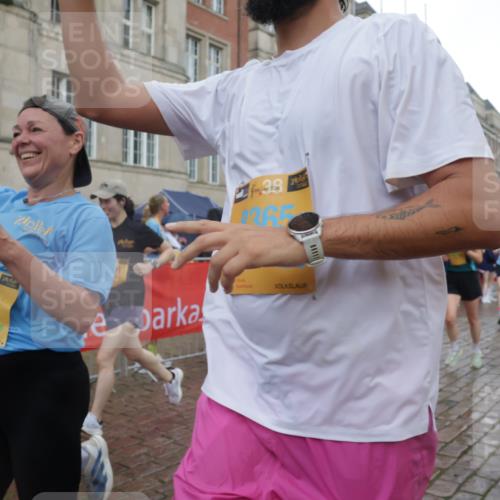 13.09.2026 - Kiel Lauf Yannick Fuchs http://msf.ph/oto/10418790 13.09.2026 10:51:00 Ziel 1442, 2772, 4106, 4273, 4354, 4745, 5992, 6557, 7013, 7469, 8215, 9092, 9689, 11454, 12608, 395, 576, 715, 807, 952, 1124, 1737, 1904, 1921, 2029, 2521, 2530, 2578, 3032, 3238, 3295, 3737, 3769, 3929, 4279, 4875, 4922, 5100, 5426, 5430, 5549, 5800, 6666, 6864, 7224, 7229, 7266, 7314, 7520, 8105, 8131, 8215, 8768, 8848, 9508, 9599, 9798, 10028, 10029, 10192, 10198, 10391, 10968, 11684, 11960, 12092, 12262, 238, 251, 3214, 3216, 3436 meine-sportfotos.de
