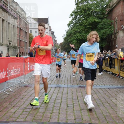 13.09.2026 - Kiel Lauf Yannick Fuchs http://msf.ph/oto/10418793 13.09.2026 09:40:19 Ziel 2284, 2546, 3724, 4987, 9734, 10413, 10418, 10825, 10971, 11410, 12715, 1120, 2123, 2510, 3416, 4090, 4605, 5081, 5946, 6209, 8620, 9367, 10031, 11034, 12715, 1081, 2695, 2847, 3552, 3694, 6563, 7131, 7239, 7730, 11750, 2510, 4090, 4605, 4862, 9367, 9782, 10303, 10769, 12172 meine-sportfotos.de