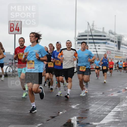 13.09.2026 - Kiel Lauf Andreas Tolksdorf http://msf.ph/oto/10418816 13.09.2026 10:57:13 Kiellinie 3309, 38, 902, 4, 3147, 3194, 9795, 66, 12448, 83 meine-sportfotos.de