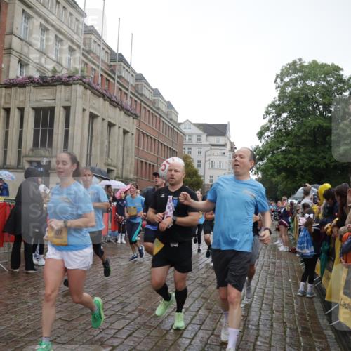 13.09.2026 - Kiel Lauf Yannick Fuchs http://msf.ph/oto/10418834 13.09.2026 10:51:02 Ziel 386, 638, 1442, 2730, 2772, 4106, 4258, 4259, 4273, 4354, 4745, 5999, 6293, 6557, 7013, 7469, 9092, 9689, 10455, 11454, 395, 576, 715, 807, 952, 1124, 1737, 1904, 1921, 2029, 2521, 2530, 2578, 3032, 3238, 3295, 3929, 4279, 4875, 4922, 5100, 5426, 5430, 5549, 5800, 5992, 6666, 6864, 7224, 7229, 7266, 7314, 7520, 8105, 8131, 8215, 8768, 8848, 9508, 9599, 9798, 10028, 10029, 10192, 10198, 10391, 10968, 11684, 11960, 12092, 12262, 238, 251 meine-sportfotos.de