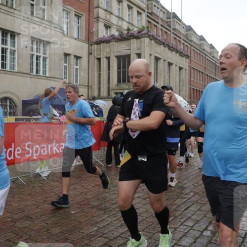 13.09.2026 - Kiel Lauf Yannick Fuchs http://msf.ph/oto/10418856 13.09.2026 10:51:03 Ziel 386, 638, 1442, 1758, 2730, 2772, 4106, 4258, 4259, 4273, 4354, 4745, 5999, 6293, 6557, 7013, 7469, 8464, 9092, 9689, 10455, 11281, 11454, 395, 715, 807, 952, 1124, 1737, 1904, 1921, 2029, 2521, 2530, 2578, 3238, 3295, 3929, 4279, 4875, 4922, 5426, 5430, 5549, 5800, 5992, 6666, 6864, 7224, 7229, 7266, 7314, 7520, 8105, 8131, 8215, 8768, 8848, 9508, 9599, 9798, 10028, 10029, 10192, 10198, 10391, 10968, 11684, 11960, 12092, 12262, 238, 251 meine-sportfotos.de