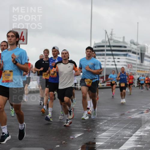 13.09.2026 - Kiel Lauf Andreas Tolksdorf http://msf.ph/oto/10418869 13.09.2026 10:57:14 Kiellinie 38, 3194, 4, 9795, 12448, 3 meine-sportfotos.de