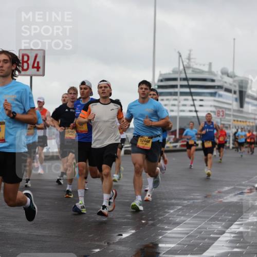 13.09.2026 - Kiel Lauf Andreas Tolksdorf http://msf.ph/oto/10418883 13.09.2026 10:57:14 Kiellinie 20, 3194, 4, 9795, 12448 meine-sportfotos.de