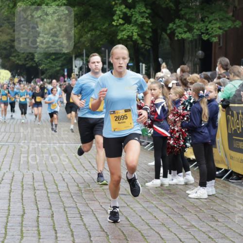 13.09.2026 - Kiel Lauf Yannick Fuchs http://msf.ph/oto/10418912 13.09.2026 09:40:26 Ziel 1081, 2284, 2695, 2847, 3694, 3724, 4987, 9734, 10418, 10971, 1120, 2123, 2546, 3416, 5081, 5946, 6209, 10031, 10413, 10825, 11034, 11410, 12715, 420, 3552, 6563, 7131, 7239, 7730, 10353, 11750, 11792, 12225, 2123, 2510, 4090, 4605, 8620, 9367, 10031, 11034 meine-sportfotos.de