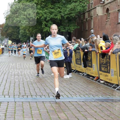 13.09.2026 - Kiel Lauf Yannick Fuchs http://msf.ph/oto/10418926 13.09.2026 09:40:26 Ziel 1081, 2284, 2695, 2847, 3694, 3724, 4987, 9734, 10418, 10971, 1120, 2123, 2546, 3416, 5081, 5946, 6209, 10031, 10413, 10825, 11034, 11410, 12715, 420, 3552, 6563, 7131, 7239, 7730, 10353, 11750, 11792, 12225, 2123, 2510, 4090, 4605, 8620, 9367, 10031, 11034 meine-sportfotos.de