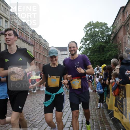 13.09.2026 - Kiel Lauf Yannick Fuchs http://msf.ph/oto/10418953 13.09.2026 10:51:10 Ziel 260, 386, 638, 1758, 2247, 2672, 2730, 3873, 4106, 4258, 4259, 4271, 4273, 4745, 5525, 5999, 6293, 6948, 7469, 8464, 9007, 9742, 10455, 11154, 11214, 11281, 11579, 11910, 12823, 395, 715, 1442, 1737, 1921, 2029, 2521, 2530, 2578, 2772, 3238, 3295, 4279, 4354, 4875, 5426, 5430, 5992, 6557, 7013, 7224, 7229, 7314, 8105, 8215, 8768, 8848, 9092, 9508, 9599, 9689, 9798, 10028, 10029, 10192, 10198, 10391, 10968, 11454, 11684, 11960, 12092, 12262, 238, 251, 1904, 5800 meine-sportfotos.de