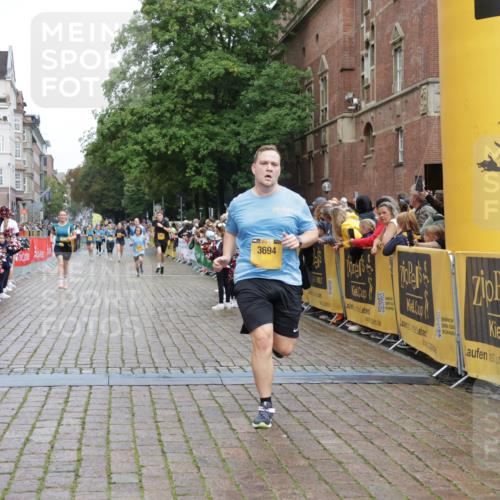 13.09.2026 - Kiel Lauf Yannick Fuchs http://msf.ph/oto/10418975 13.09.2026 09:40:28 Ziel 1081, 2284, 2695, 2847, 3694, 4987, 7239, 9734, 10971, 1120, 2123, 2546, 3416, 3724, 5081, 5946, 6209, 9734, 10031, 10413, 10418, 10825, 11034, 11410, 12715, 420, 3552, 6563, 7131, 7730, 10353, 11750, 11792, 12225, 2123, 2510, 4605, 6209, 8620, 9367, 10031, 11034 meine-sportfotos.de