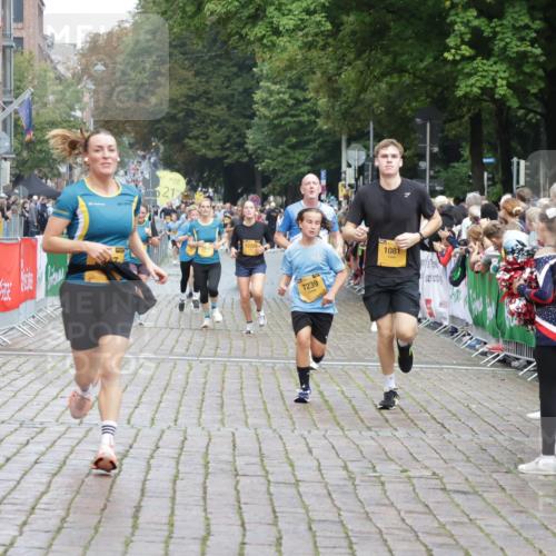 13.09.2026 - Kiel Lauf Yannick Fuchs http://msf.ph/oto/10418989 13.09.2026 09:40:30 Ziel 1081, 2284, 2695, 2847, 3694, 4987, 7239, 11750, 1120, 2546, 3416, 3724, 4987, 5081, 5946, 6209, 9734, 10413, 10418, 10825, 10971, 11410, 12715, 420, 3552, 6563, 7131, 7730, 9578, 10353, 11792, 12225, 2123, 6209, 8620, 10031, 11034 meine-sportfotos.de