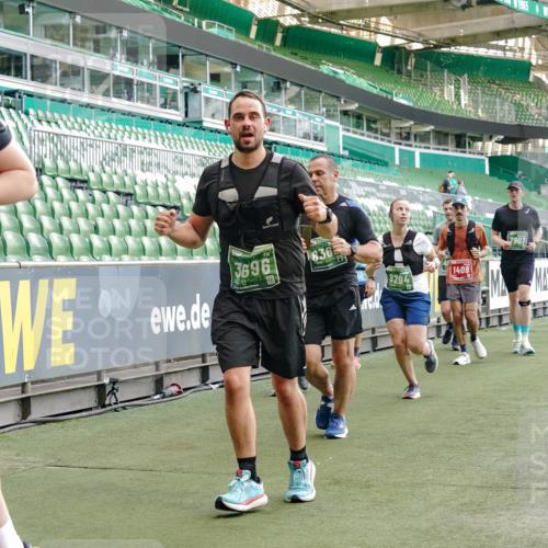 13.09.2026 - 21. swb-Marathon Bremen Michael Burmester http://msf.ph/oto/10419055 13.09.2026 13:20:52 Laufen im Stadion 423, 441, 464, 601, 620, 704, 782, 1060, 1066, 1094, 1129, 1156, 1158, 1177, 1316, 1409, 1439, 1446, 1518, 1676, 1697, 1756, 1808, 1815, 1846, 1916, 2010, 2028, 2064, 2139, 2201, 2258, 2278, 2315, 2349, 2394, 2395, 2414, 2417, 2437, 2501, 2519, 2533, 2551, 2588, 2626, 2694, 2695, 2702, 2722, 2736, 2756, 2793, 2828, 2886, 2954, 2995, 3004, 3010, 3017, 3018, 3022, 3035, 3036, 3037, 3059, 3070, 3074, 3102, 3116, 3139, 3144, 3243, 3263, 3264, 3310, 3315 meine-sportfotos.de