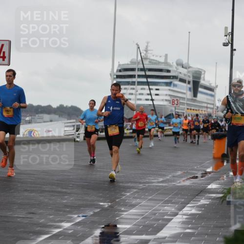 13.09.2026 - Kiel Lauf Andreas Tolksdorf http://msf.ph/oto/10419113 13.09.2026 10:57:17 Kiellinie 4, 1661, 731, 3731, 3, 2960 meine-sportfotos.de