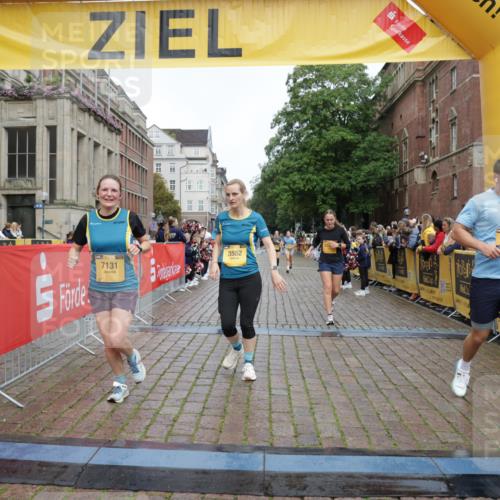 13.09.2026 - Kiel Lauf Yannick Fuchs http://msf.ph/oto/10419146 13.09.2026 09:40:40 Ziel 420, 1081, 2847, 3552, 6563, 7131, 7239, 7730, 10353, 11750, 11792, 12225, 1120, 2284, 2546, 2695, 3694, 3724, 4987, 5081, 9734, 10413, 10418, 10825, 10971, 11410, 12715, 1630, 1787, 5039, 6299, 8389, 8493, 8636, 9578, 9726, 10202, 1120, 3416, 5081, 5946 meine-sportfotos.de