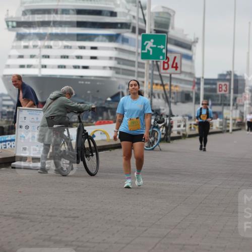 13.09.2026 - Kiel Lauf Andreas Tolksdorf http://msf.ph/oto/10419159 13.09.2026 10:08:53 Kiellinie 2913, 3, 4, 3, 7737 meine-sportfotos.de