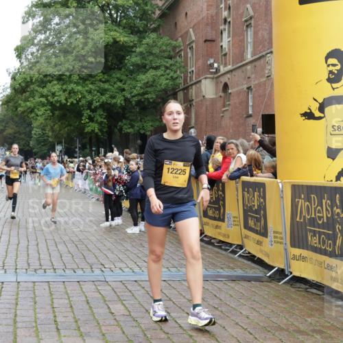 13.09.2026 - Kiel Lauf Yannick Fuchs http://msf.ph/oto/10419179 13.09.2026 09:40:42 Ziel 420, 3552, 6563, 7131, 7239, 7730, 10353, 11750, 11792, 12225, 1081, 2284, 2546, 2695, 2847, 3694, 3724, 4987, 5081, 7239, 9734, 10413, 10418, 10825, 10971, 11410, 12715, 1630, 1787, 5039, 6299, 8389, 8493, 8636, 9578, 9726, 10202, 1120, 3416, 5081, 5946, 12715 meine-sportfotos.de