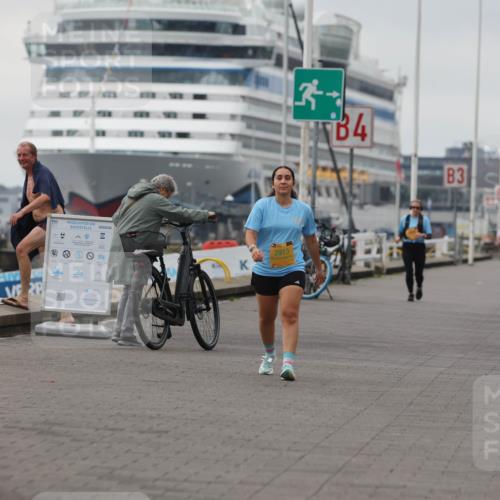 13.09.2026 - Kiel Lauf Andreas Tolksdorf http://msf.ph/oto/10419196 13.09.2026 10:08:54 Kiellinie 2913, 4, 3, 7737 meine-sportfotos.de