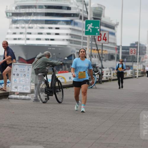 13.09.2026 - Kiel Lauf Andreas Tolksdorf http://msf.ph/oto/10419199 13.09.2026 10:08:54 Kiellinie 3, 4, 2913, 33, 7737 meine-sportfotos.de