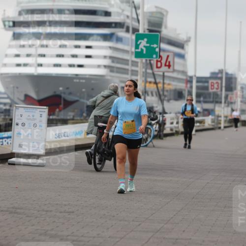 13.09.2026 - Kiel Lauf Andreas Tolksdorf http://msf.ph/oto/10419230 13.09.2026 10:08:55 Kiellinie 2913, 3, 4, 3, 7737 meine-sportfotos.de