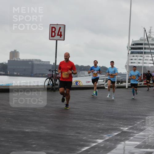 13.09.2026 - Kiel Lauf Andreas Tolksdorf http://msf.ph/oto/10419282 13.09.2026 10:57:22 Kiellinie 4, 2124, 3 meine-sportfotos.de