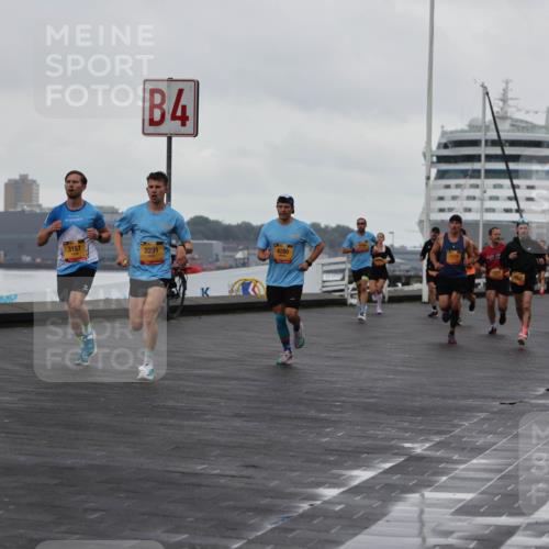13.09.2026 - Kiel Lauf Andreas Tolksdorf http://msf.ph/oto/10419472 13.09.2026 10:57:25 Kiellinie 3157, 4, 2231, 4280, 3 meine-sportfotos.de