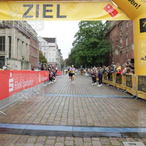 13.09.2026 - Kiel Lauf Yannick Fuchs http://msf.ph/oto/10419473 13.09.2026 09:41:03 Ziel 1593, 1787, 3883, 4137, 5039, 8389, 8493, 9726, 10202, 420, 1081, 1630, 2847, 3552, 6299, 6563, 7131, 7239, 7730, 8636, 9578, 10353, 11750, 11792, 12225, 1671, 1966, 9608, 10299, 10974, 11645, 11983, 1081, 2284, 2695, 2847, 3694 meine-sportfotos.de