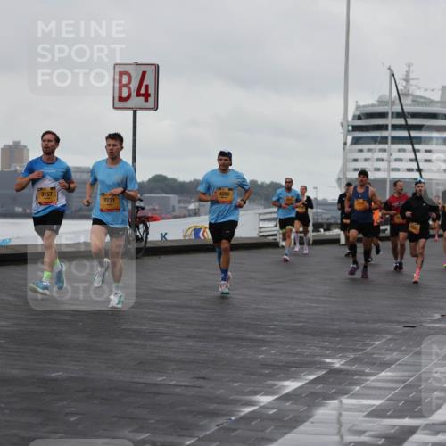 13.09.2026 - Kiel Lauf Andreas Tolksdorf http://msf.ph/oto/10419485 13.09.2026 10:57:25 Kiellinie 3157, 4, 4280, 2231, 11418, 3 meine-sportfotos.de