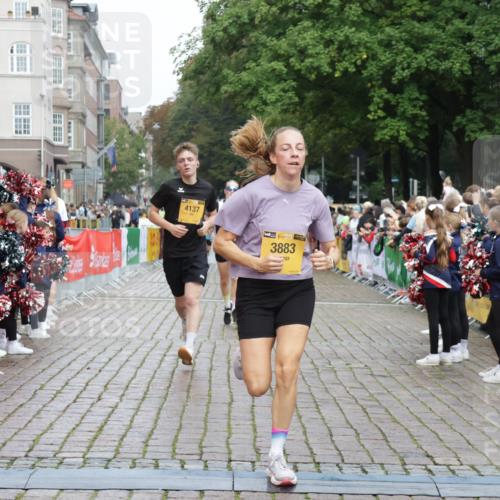 13.09.2026 - Kiel Lauf Yannick Fuchs http://msf.ph/oto/10419486 13.09.2026 09:41:05 Ziel 1593, 1787, 3883, 4137, 5039, 8389, 9608, 10202, 420, 1081, 1630, 2847, 3552, 5039, 6299, 6563, 7131, 7239, 7730, 8493, 8636, 9578, 9726, 10353, 11750, 11792, 12225, 1671, 1966, 4068, 9110, 10299, 10974, 11645, 11983, 12166, 1081, 2695, 2847, 3694, 7239 meine-sportfotos.de