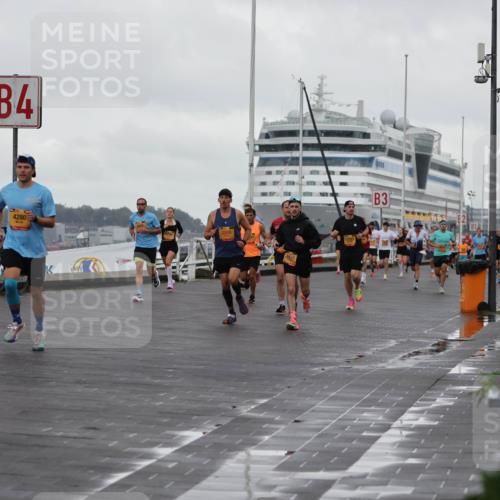 13.09.2026 - Kiel Lauf Andreas Tolksdorf http://msf.ph/oto/10419526 13.09.2026 10:57:26 Kiellinie 4, 4280, 1418, 12521, 3 meine-sportfotos.de