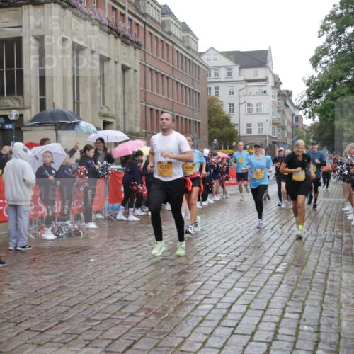 13.09.2026 - Kiel Lauf Yannick Fuchs http://msf.ph/oto/10419545 13.09.2026 10:51:46 Ziel 201, 310, 826, 1231, 1568, 1600, 1754, 2393, 2404, 2468, 2470, 2566, 2783, 3013, 3956, 4084, 4175, 4476, 4887, 5174, 5866, 6177, 6287, 6367, 7141, 7204, 7740, 8108, 8197, 8625, 8627, 9265, 10345, 11332, 11551, 12135, 12387, 12755, 101, 238, 240, 251, 260, 680, 901, 1804, 1890, 2035, 2519, 2672, 2690, 2803, 3029, 3440, 3751, 3879, 4040, 4205, 4271, 4613, 4619, 4646, 4939, 5441, 5525, 5735, 6177, 6663, 6865, 6928, 6948, 7043, 7914, 8373, 9030, 23 meine-sportfotos.de
