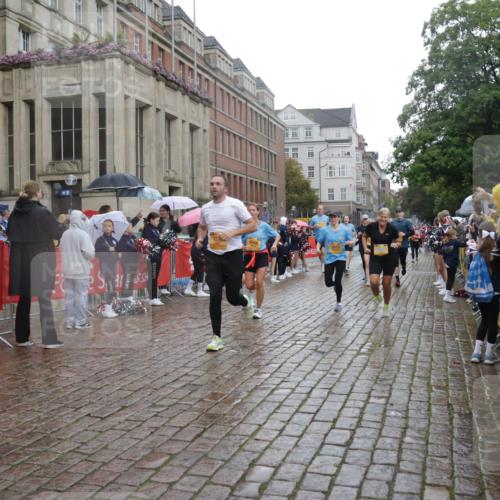 13.09.2026 - Kiel Lauf Yannick Fuchs http://msf.ph/oto/10419551 13.09.2026 10:51:46 Ziel 201, 310, 826, 1231, 1568, 1600, 1754, 2393, 2404, 2468, 2470, 2566, 2783, 3013, 3956, 4084, 4175, 4476, 4887, 5174, 5866, 6177, 6287, 6367, 7141, 7204, 7740, 8108, 8197, 8625, 8627, 9265, 10345, 11332, 11551, 12135, 12387, 12755, 101, 238, 240, 251, 260, 680, 901, 1804, 1890, 2035, 2519, 2672, 2690, 2803, 3029, 3440, 3751, 3879, 4040, 4205, 4271, 4613, 4619, 4646, 4939, 5441, 5525, 5735, 6177, 6663, 6865, 6928, 6948, 7043, 7914, 8373, 9030, 23 meine-sportfotos.de