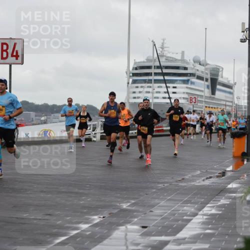 13.09.2026 - Kiel Lauf Andreas Tolksdorf http://msf.ph/oto/10419552 13.09.2026 10:57:26 Kiellinie 4, 4280, 11418, 12521, 3 meine-sportfotos.de